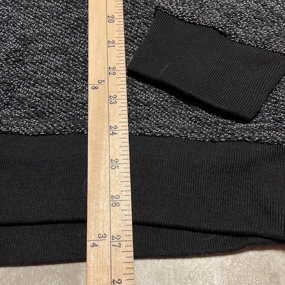 OLD NAVY Gray CREWNECK SWEATER MEDIUM - Picture 3 of 8